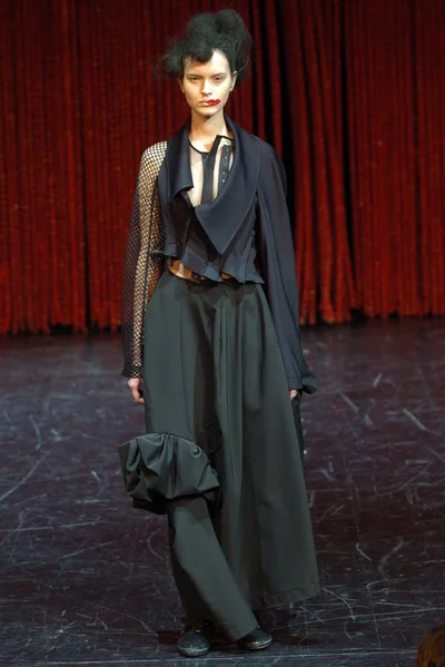 Look 25